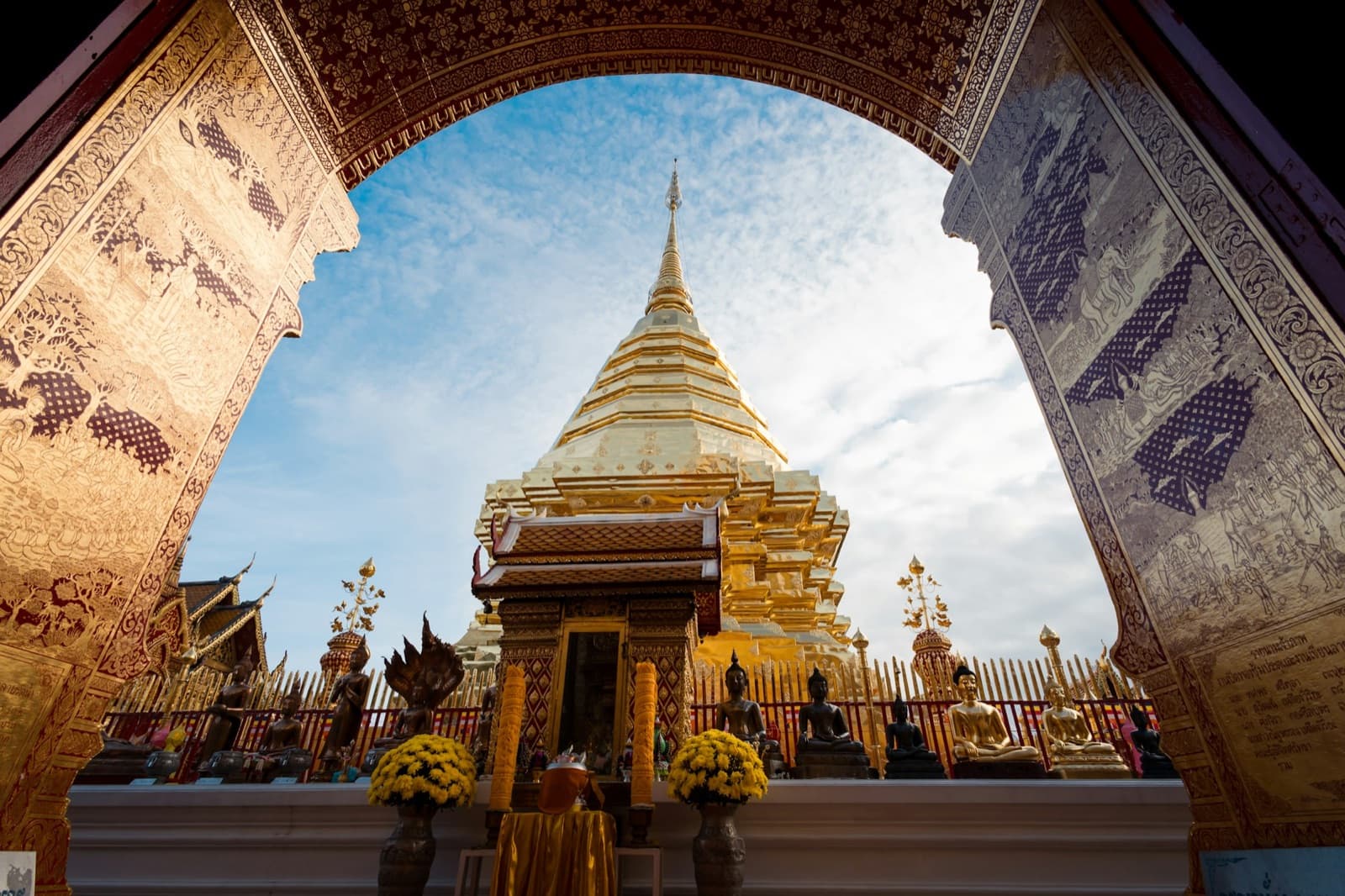 Chedi dorado del templo Wat Phra That Doi Suthep, en Chiang Mai